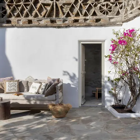 White Dovecote Villa With Private Pool, Tinos Vila Agapi