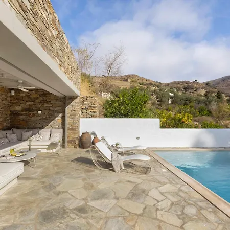 White Dovecote Villa Private Pool&Authentic Cycladic Charm in Agapi, Tinos Villa Agapi