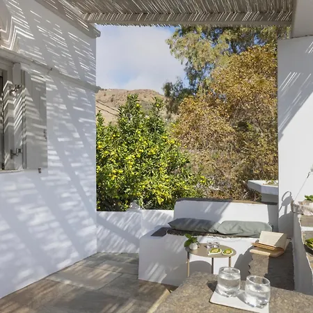 White Dovecote With Private Pool, Tinos *