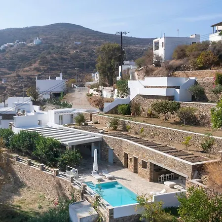 White Dovecote Villa Private Pool&Authentic Cycladic Charm in Agapi, Tinos *