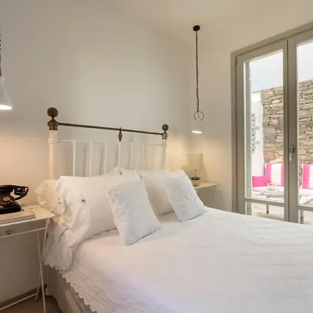 White Dovecote Villa Private Pool&Authentic Cycladic Charm in Agapi, Tinos *