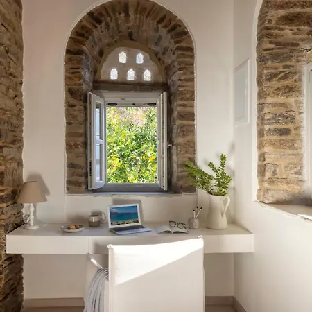 White Dovecote With Private Pool, Tinos