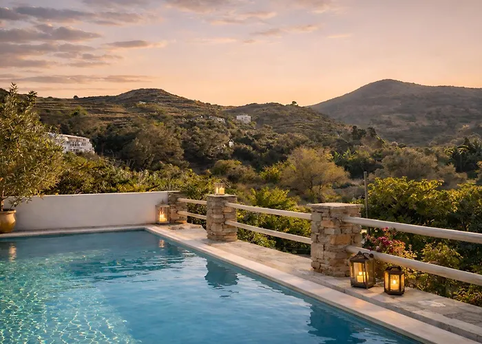 Luxury 5Br Private Villa With Pool & Outdoor Dining In Traditional Tinos Village וילה
